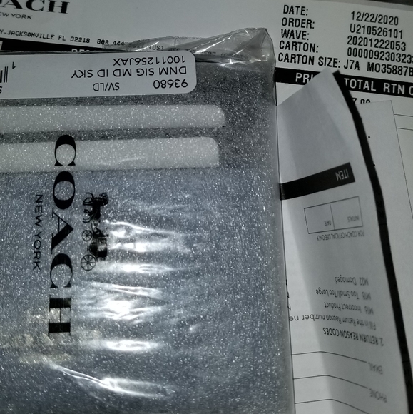 NWT COACH MINI SKINNY ID CARD CASE - Picture 6 of 11